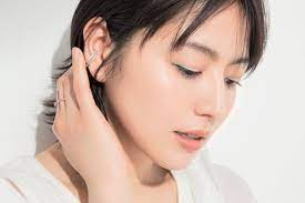 長澤まさみさんインタビュー おばあちゃん直伝の美白テクニックで透明感のある白肌をキープ 美的 com 長澤 まさみ 画像 白肌 長澤まさみ メイク