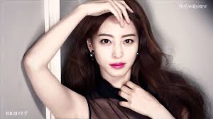 Han Ye Seul Considers Cable Drama Madame Antoinette by Writer of Marry Him  If You Dare and The King 2 Hearts