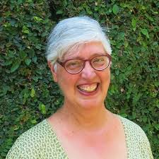 Ellen Wittlinger (@EllenWittlinger)