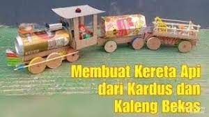 Seiring perkembangan waktu memungkinkan model kursi dan bangku dimodifikasi dengan menambahkan. Cara Membuat Mainan Kereta Api Dari Kaleng Dan Kardus Bekas Youtube