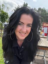 So I'm having trouble with my behind the back stall.. I've watched  tutorials but it seems like no matter what I do I just can't get it right  and my wand ends