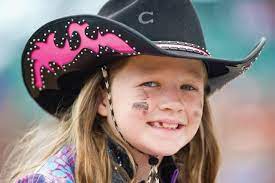 Maquillage Et Deguisement Cowgirl Et Cowboy Idees Pour Halloween Maison 2018 Cowboy Schminken Cowboy Madchen Schminken