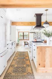 By merging them together, you will get a very spacious kitchen that can accomodate your veritable army. Rustic Modern Farmhouse Living Room Maison De Pax