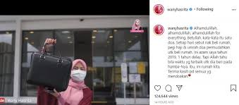 Lagu baru wany hasrita mp3 ✖. Wany Hasrita Beli Rumah Dua Tingkat Tak Besar Tak Kecil Tapi Cukup Untuk Saya Dan Ibu Hiburan Mstar