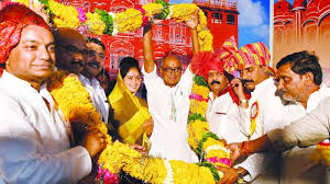 He was born on 24th february 1993 at nainital, uttrakhand, india. Digvijay Signals Return To Mp Politics Causes Unease In Cong