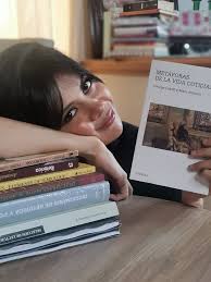 FELÍZ DÍA INTERNACIONAL DEL LIBRO!! "LOS INVITO A LEER UN BUEN LIBRO Y  ESTAR PREPARÁNDOSE PERMANENTEMENTE" #AnalucíaRodríguezPrado