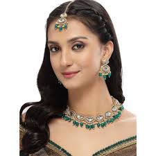 Buy Sukkhi Favourite Gold-Plated with AD Green Collar Bone Necklace Stylish  Earrings Online