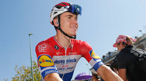The deceuninck quick step rider was involved in a horrifying crash during a. Fabio Jakobsen To Be Woken From Medically Induced Coma After Major Crash Itv Cycling