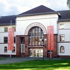 Suggest as a translation of nevertheless. German Leather Museum Erih