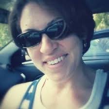 Heidi Cahill's Instagram, Twitter & Facebook