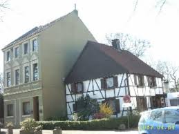 Planen sie eine umgestaltung oder benötigen sie hilfe durch architekten und handwerksbetriebe, vermitteln wir ihnen gerne zuverlässige partner und begleiten sie auf dem weg in die eigenen vier wände. Immobilien Suderwich Homebooster