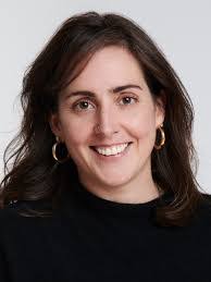 Shannon Baer's Instagram, Twitter & Facebook