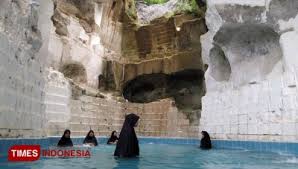 Lokasinya berada di desa randuagung, kebomas, gresik. Eksotisnya Wahana Pemandian Hijaber Di Wisata Setigi Gresik Times Indonesia