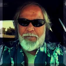 Blocking members in a large Facebook group due to unprofessional behavior