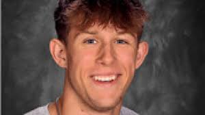 Area Boys Basketball: Hooge hops