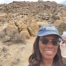 The Boston Marathon is SPECIAL #boston #bostonmarathon #humanity  #bostonstrong video: @sorry.man