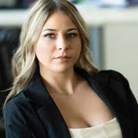 600+ "Larissa ..." profiles