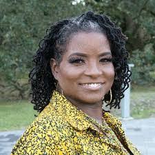 Carmen Randolph's Instagram, Twitter & Facebook