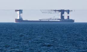 Photographer captures 'Fata Morgana' on Lake Superior