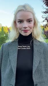 Anya Taylor-Joy al Dior Cruise 2025 in Scozia