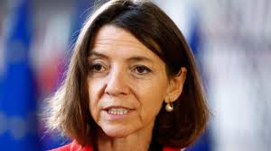 Elezioni italiane: "Saremo attenti al rispetto dei valori europei" afferma Laurence  Boone