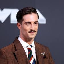 David Damiano's Instagram, Twitter & Facebook