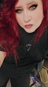 Laurie Mcmullen's Instagram, Twitter & Facebook