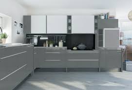 Il s'agit en fait d'un véritable accessoire déco de cette pièce. Cuisine Images Idees Et Decoration 24 Idees Hauteur Plan Travail Cuisine
