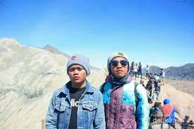 Mengingat surat resmi bukanlah sebuah surat pribadi tentang liburan ke yogyakarta atau ke tempat wisata lainnya dan jufa bukan contoh surat untuk teman sekelas. Cerita Dari Bromo Antara Keindahan Dan Persahabatan