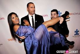 Get the latest fashion news, advice, beauty coverage, celebrity style, suggestions from the fashion and beauty experts at michaelcostellocouture.com! Sheknows Com For Autism Speaks Launch Nigel Barker Toni Braxton And Michael Costello Make Merry Thefashionspot