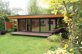 Kleine Gartenhauser Sind Super Beliebt Gartenhaus Haus Architektur Und Haus