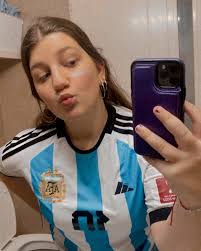 Actualización: ya aprendí a conjugar “flipar”. Ahora lo hago en presente,  pasado y futuro... y a veces en subjuntivo dramático.