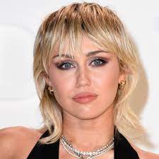 I believe in keeping thick hair tamed with a strong edge and lots of movement in the interior of the hair. 50 Short Hairstyles And Haircuts For Women In 2021 Allure