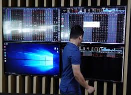 Để đầu tư thị trường chứng khoán một cách khoa học và có hiệu quả thì việc sử dụng những app chứng khoán, app theo dõi trứng khoán là điều cần thiết. Chá»©ng Khoan Viá»‡t Bá»'c HÆ¡i HÆ¡n 37 Tá»‰ Usd Sau 3 Thang Tai Chinh Kinh Doanh Thanh Nien