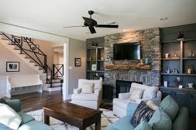 Episode 1 of season 5 in 2019 living rooms fixer upper living. Behind The Scenes Of Hgtv S Fixer Upper