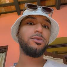 Introduction of a tall man from California