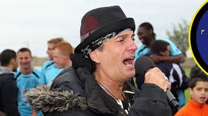 Francis lalanne, candidat aux élections législatives dans la première circonscription de l'essonne. Quatre Voix Pour Francis Lalanne A Fresnoy Le Grand Un Enorme Camouflet Pour L Ancien President Du Club De Football