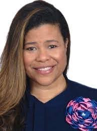 Kimberly Bibbins's Instagram, Twitter & Facebook