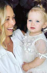 Karl stefanovic und frau jasmin yarbrough haben ihr erstes gemeinsames kind begrüßt, ein baby. Karl And Jasmine Stefanovic S Baby Girl Harper Turns One Daily Telegraph