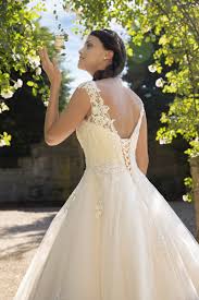 Gebraucht.weite von a zu a ca. Brautkleid Sissi Brautmoden Opree