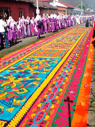 Descubre la belleza de guatemala, un tesoro que guarda numerosísimos vestigios de las civilizaciones precolombinas que allí habitaron, en particular, la cultura maya. Fechas De Semana Santa 2019 En Guatemala