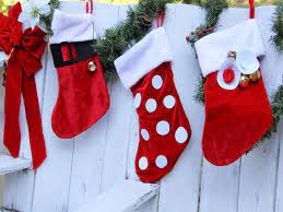 You already know that you have put the stocking by your bed or some other place in your home a night before christmas eve and santa will bring you a present and put right in the stocking. How To Decorate A Christmas Stocking For Kids How Tos Diy