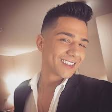Luis Coronel recuerda las enseñanzas de su padre • 97.9 La Raza