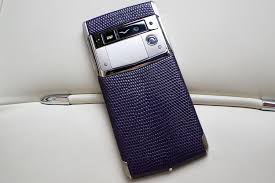 Vertu Signature Touch Review: We Try ...