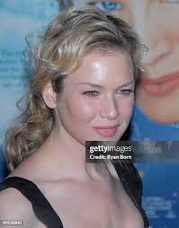 566 Renee Ryan Stock Photos, High-Res Pictures, and Images