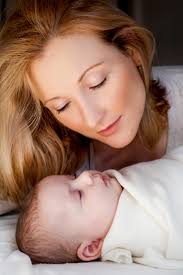 How long will my newborn sleep? Should Your Baby Sleep In Your Room For How Long Balancing Sleep Safety And Sanity The Science Of Mom