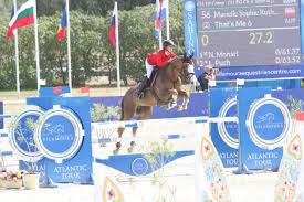 In den sattel springen вскочи́ть в седло́. Smzfwx7j5s6pwm