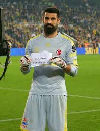 Volkan demirel i̇stanbul'un fatih ilçesinde dünya gelen fenerbahçe'nin ve türk milli takımının futbolcusudur. Volkan Demirel Fenerbahce Spor Alintilari Lionel Messi Takim Fotograflari