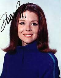 diana rigg playing emma peel in the avengers by brian clem…