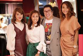 Asma aziz, from lahore, made headlines when she published a shocking video on social media showing her shaven head and bruised face. Tengku Zatashah Idris Dons Chic For Charity In A Fundraiser With Ch Carolina Herrera Tatler Malaysia